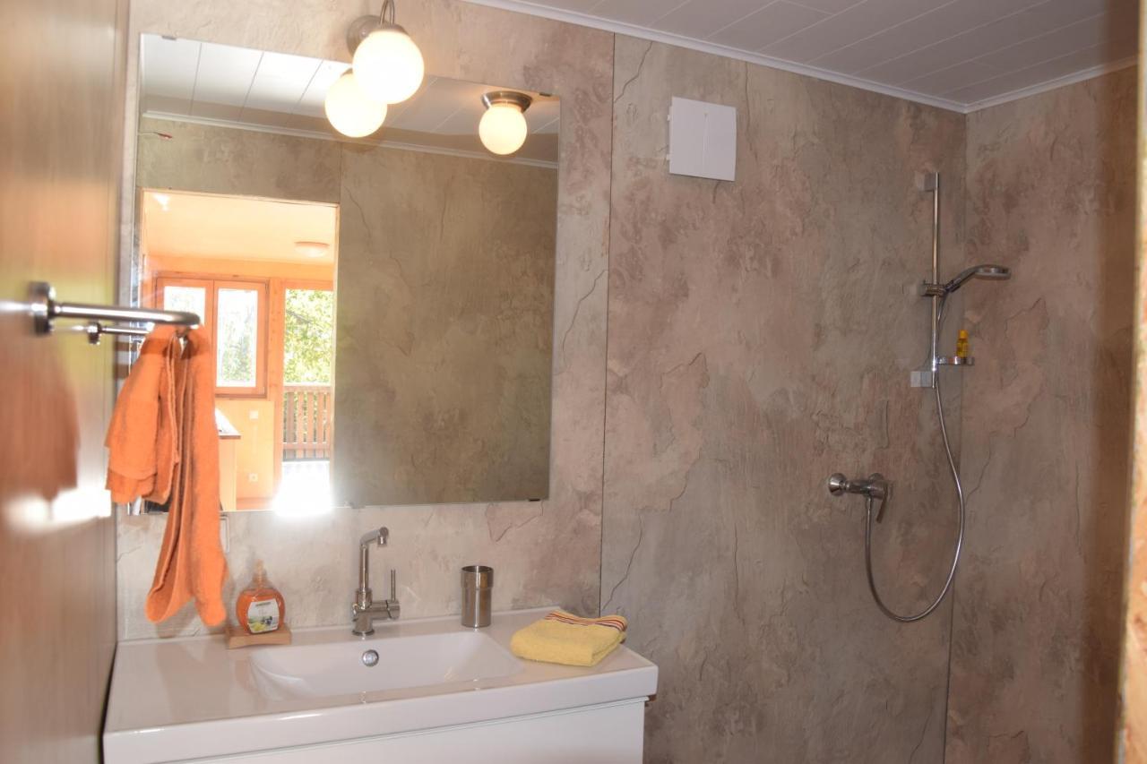 Villa Tiny Haeuschen Ossiach Esterno foto